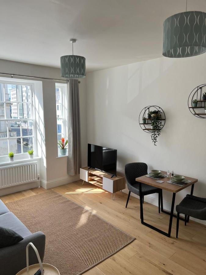 Lovely 1 Bed Flat *Free Parking* Hoe/Barbican Plymouth Kültér fotó