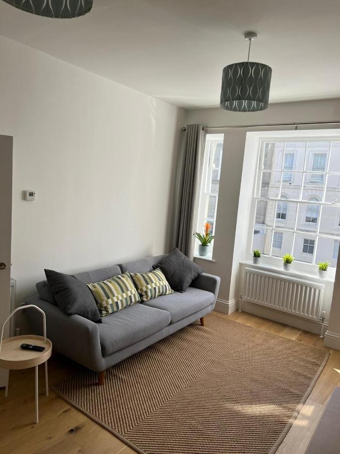 Lovely 1 Bed Flat *Free Parking* Hoe/Barbican Plymouth Kültér fotó